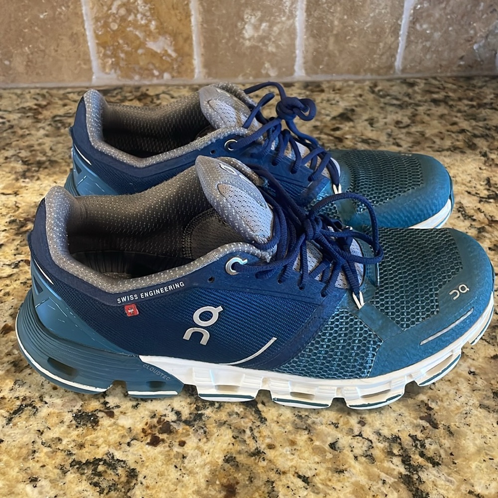 Oncloud Cloudflyer Women’s Running Shoe - image 2